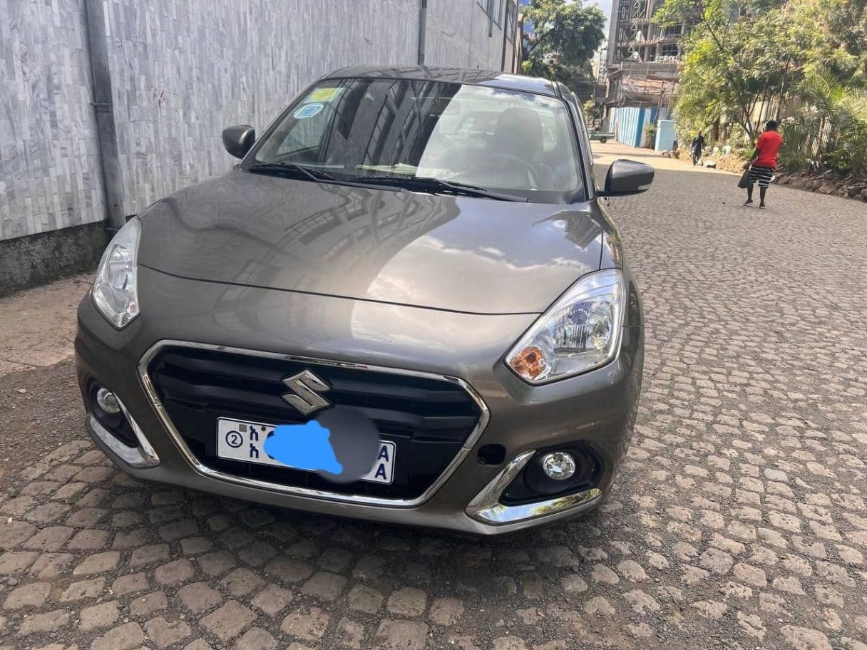 Suzuki dezier, photo 2 of 4
