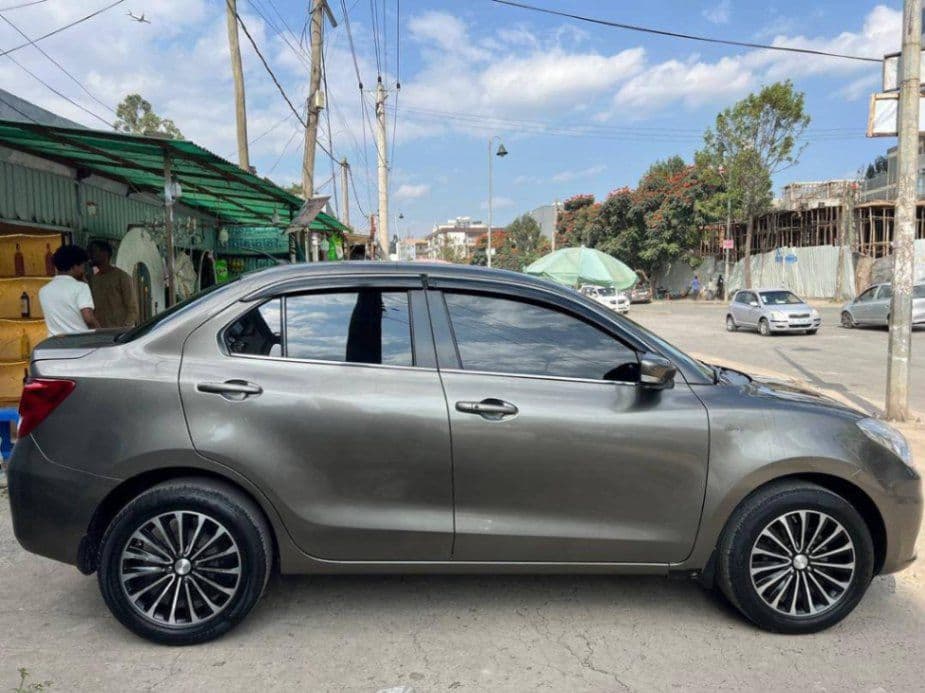Suzuki dzire , photo 4 of 5