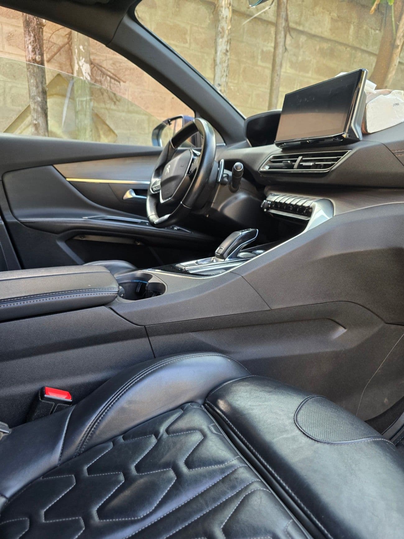 Peugeot 5008, photo 4 of 6