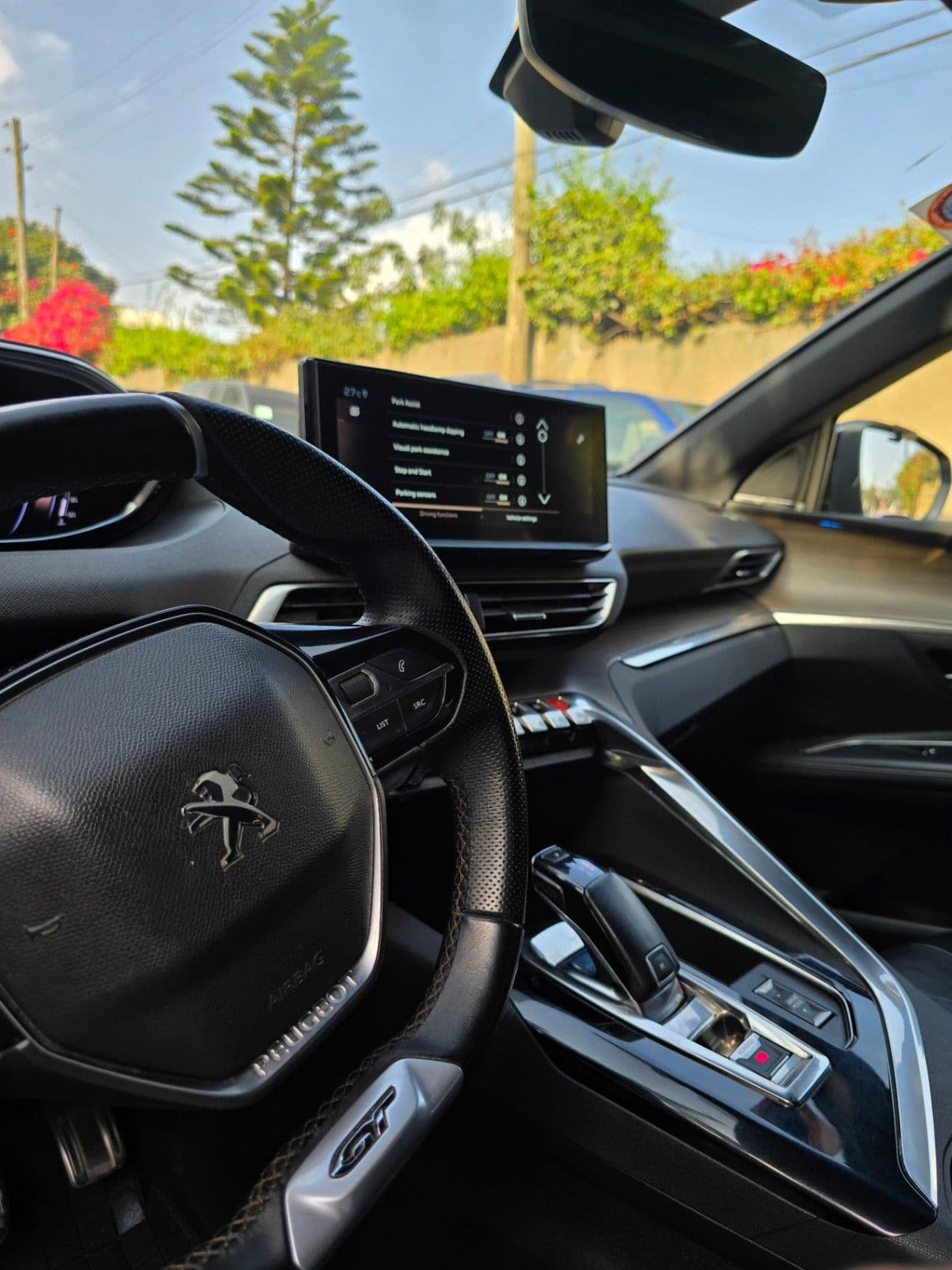 Peugeot 5008, photo 2 of 6