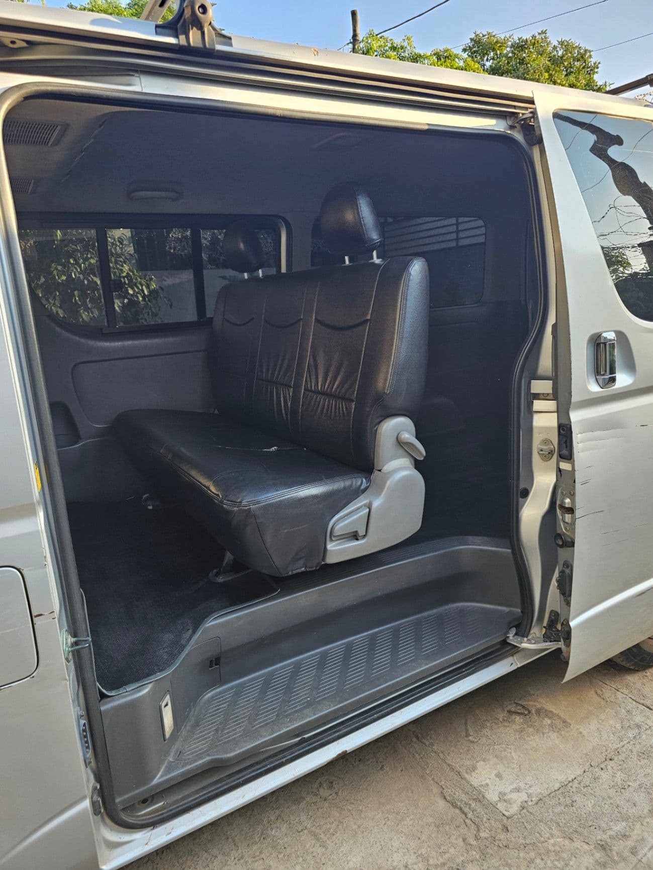 Toyota Hiace (Abadula), photo 3 of 4