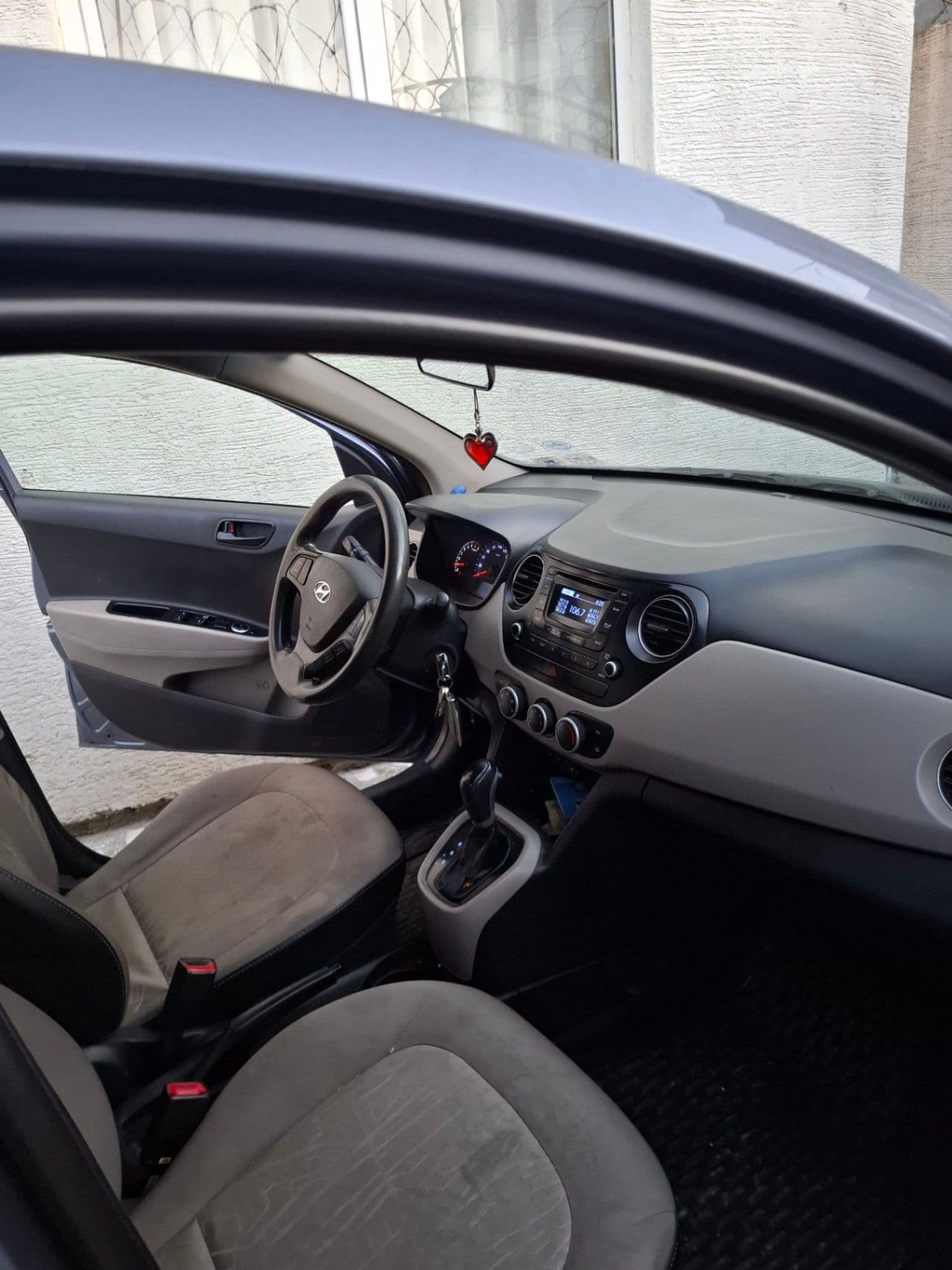 Hyundai Grand i10, photo 5 of 6