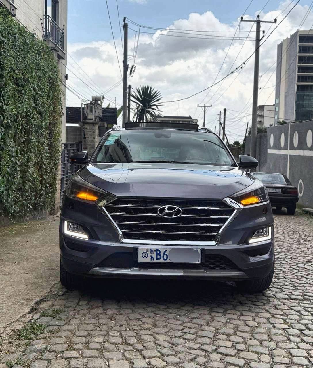 Hyundai Tucson , photo 1 of 5