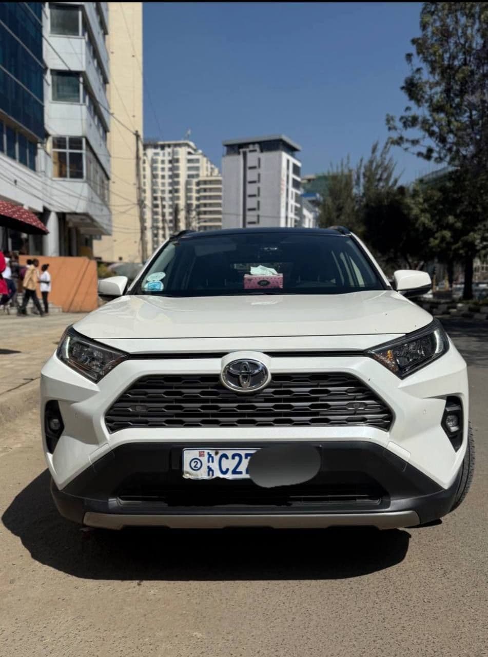 Toyota Rav4 Dubai , photo 1 of 6