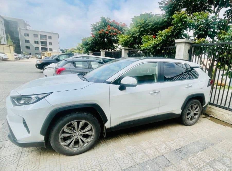 Toyota Rav4 Dubai , photo 2 of 6