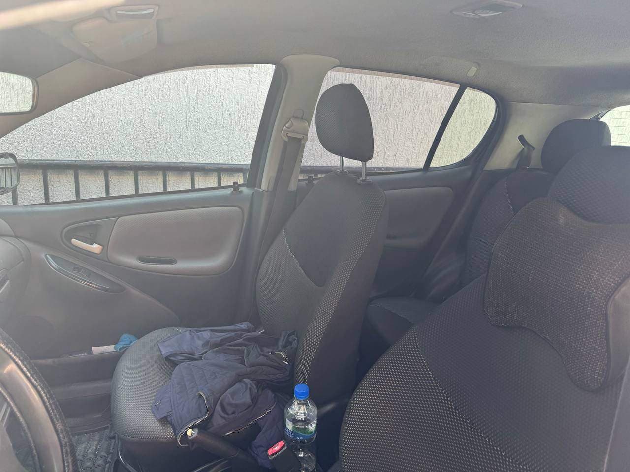 Toyota vitz, photo 6 of 6