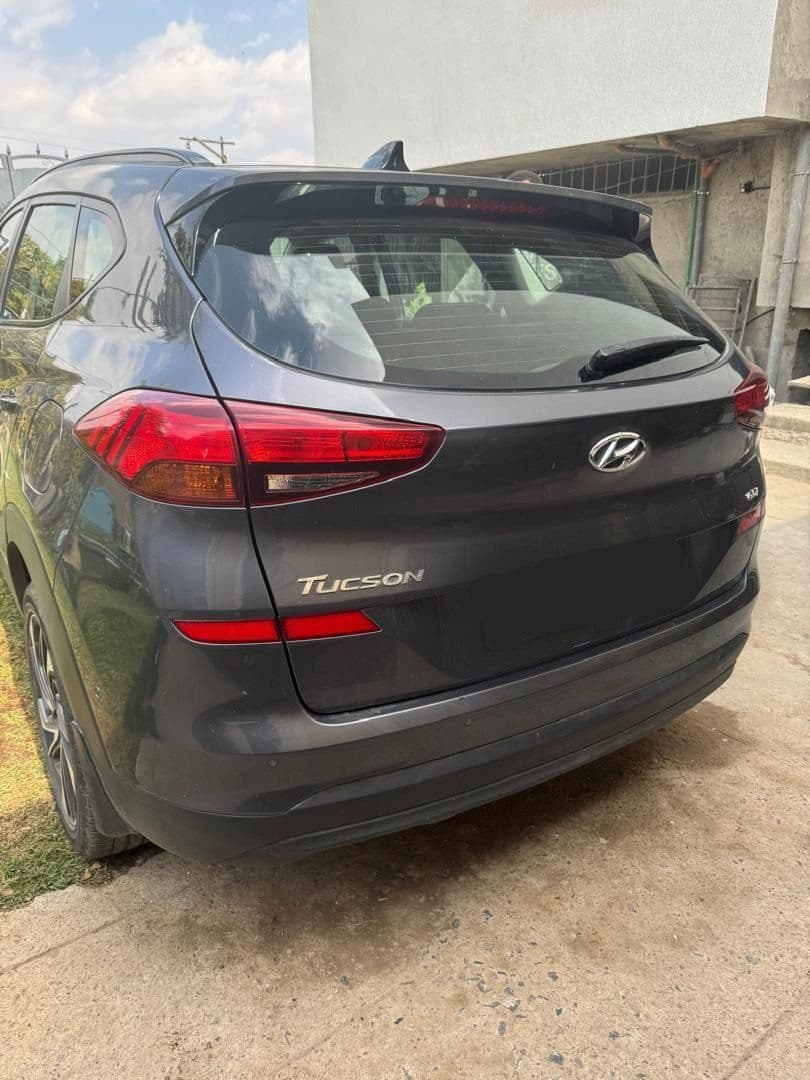 አስቸኳይ!! Dubai Tucson,2019,full option,excellent condition!!, photo 3 of 6