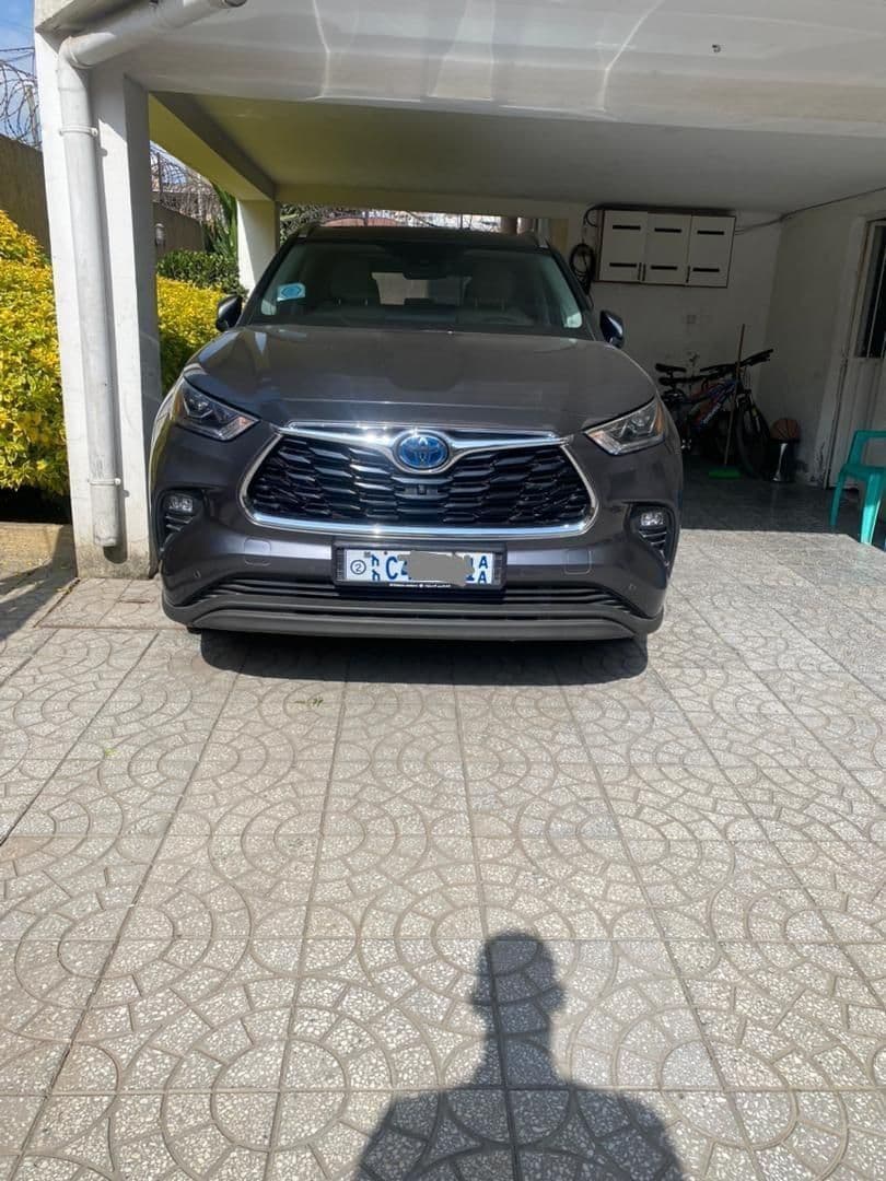 Toyota Highlander Hybrid , photo 1 of 3