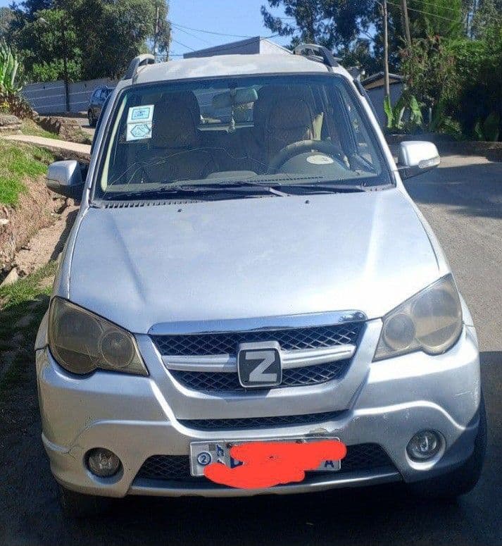 Zotye,2010,excellent condition!!, photo 3 of 3
