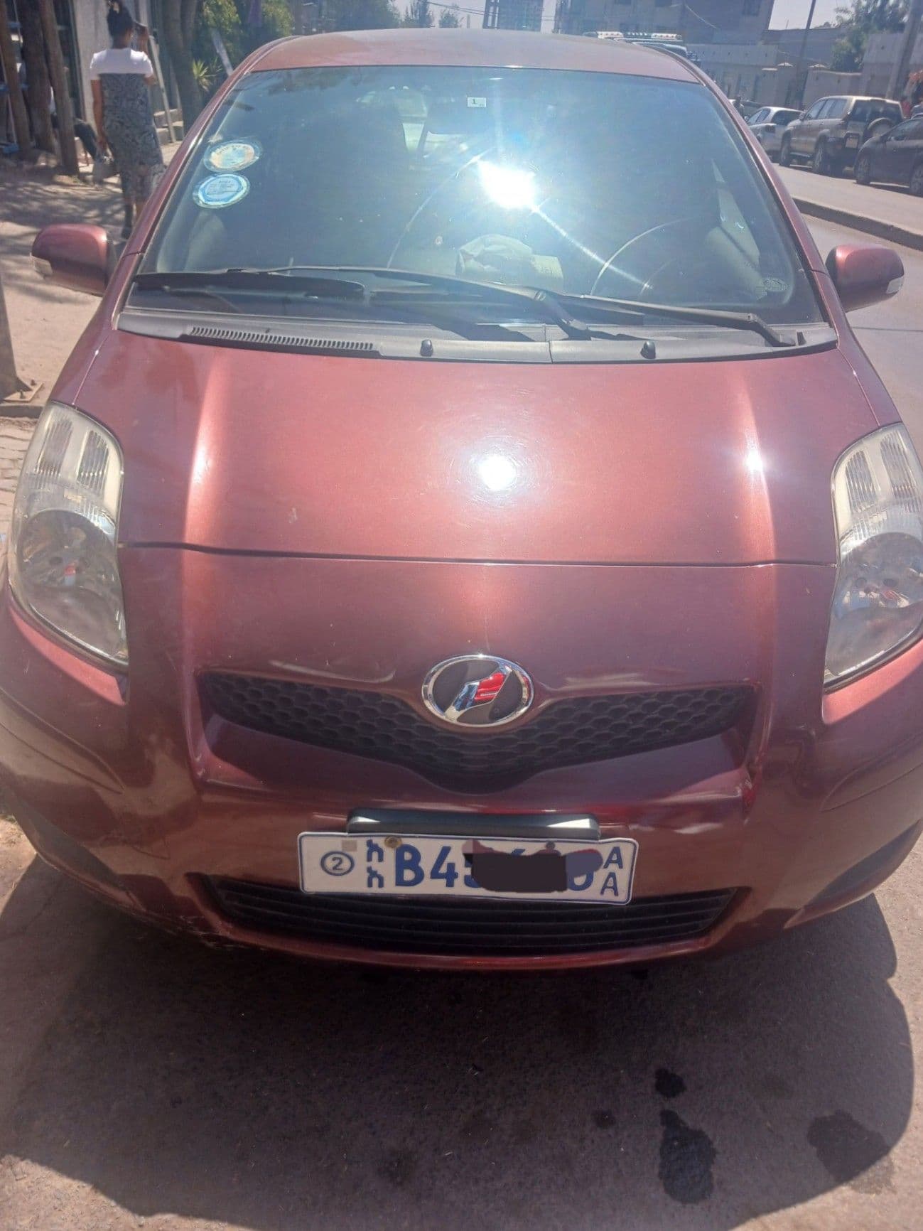 Toyota Yaris Compact 2010, photo 4 of 5