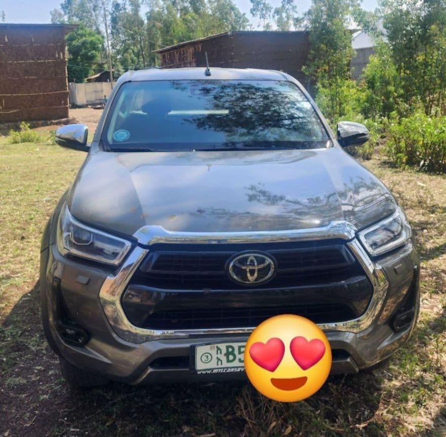አስቸኳይ!! 2021 Invincible,excellent condition!!, photo 3 of 6