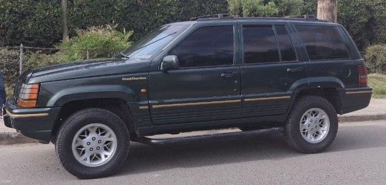 Automatic Jeep Cherokee,excellent condition!!, photo 4 of 5