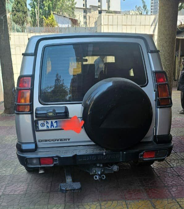  Land Rover Discovery,Automatic,TD5 engine,2004,7 seat,excellent condition!!, photo 3 of 6