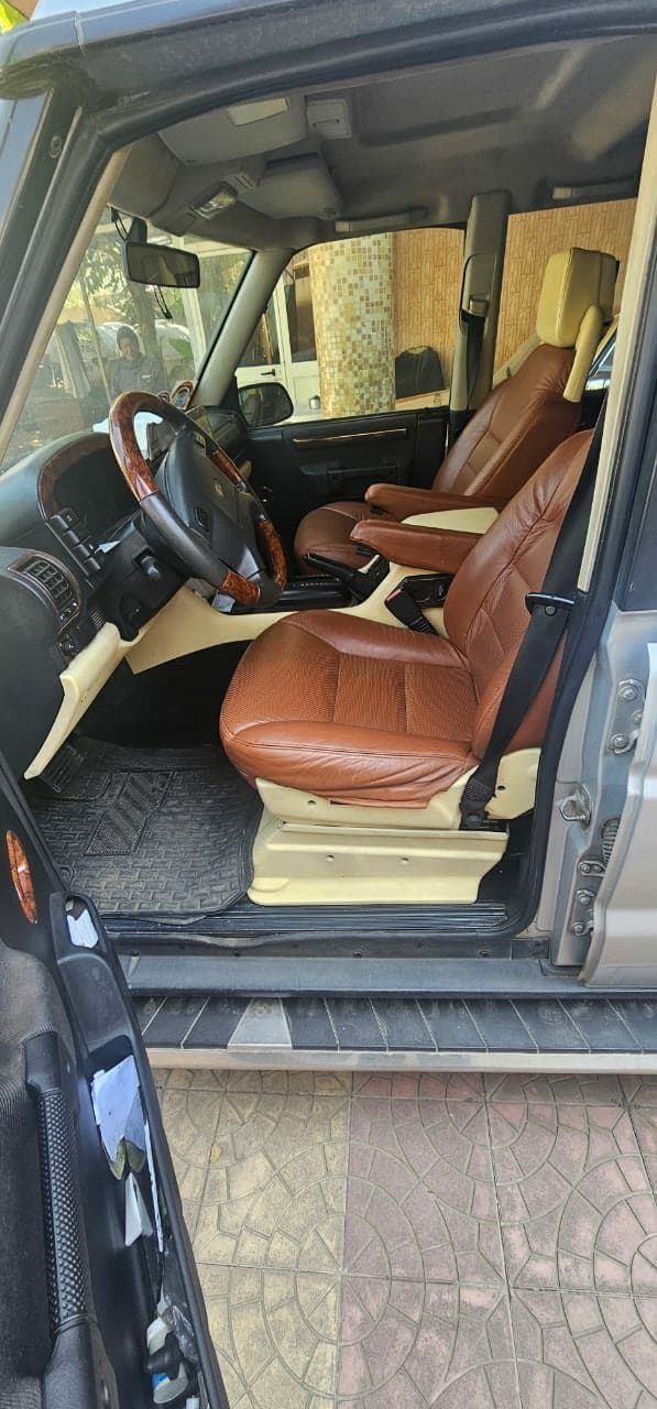  Land Rover Discovery,Automatic,TD5 engine,2004,7 seat,excellent condition!!, photo 4 of 6