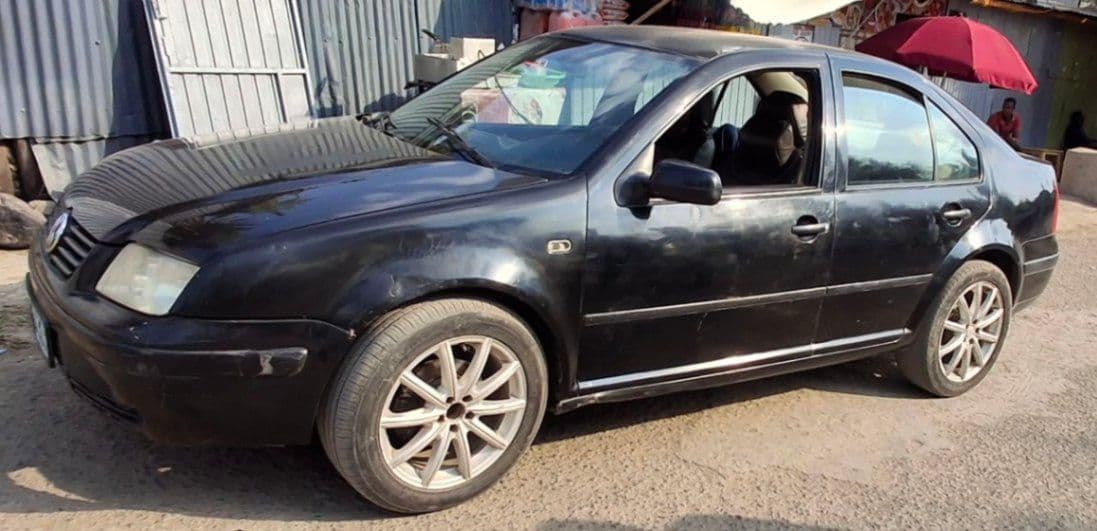 Automatic Volkswagen Bora,2005,excellent condition!!, photo 2 of 5