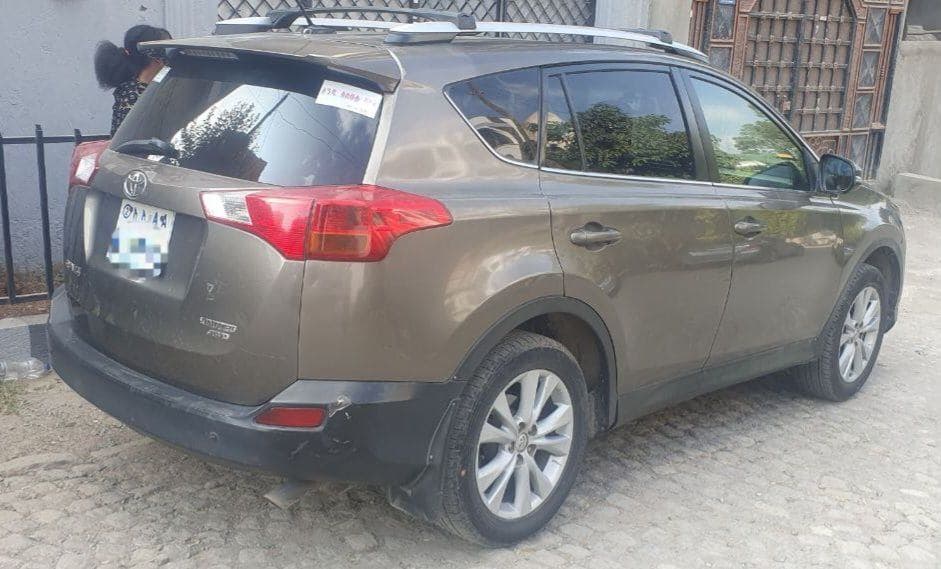 አስቸኳይ!! Automatic Rav4, 2014, Excellent condition!!, photo 2 of 5