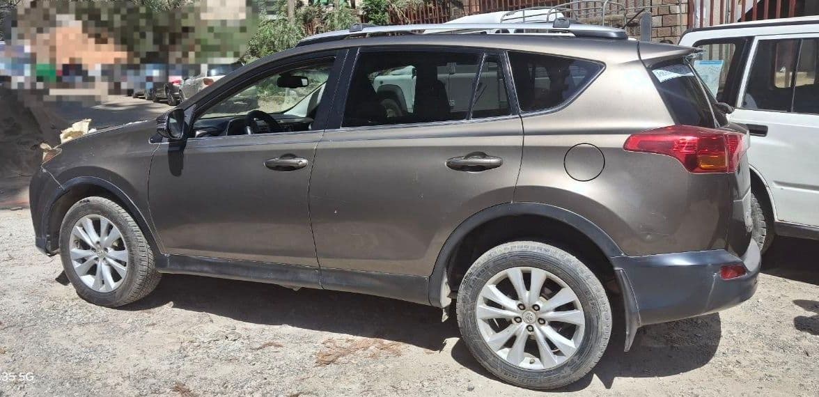 አስቸቸኳይ!! Automatic Rav4, 2014, 2.4cc, excellent condition!!, photo 1 of 5