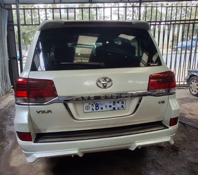 Toyota V8,2009 Updated to 2020, 7 Seat,excellent condition!!, photo 5 of 5