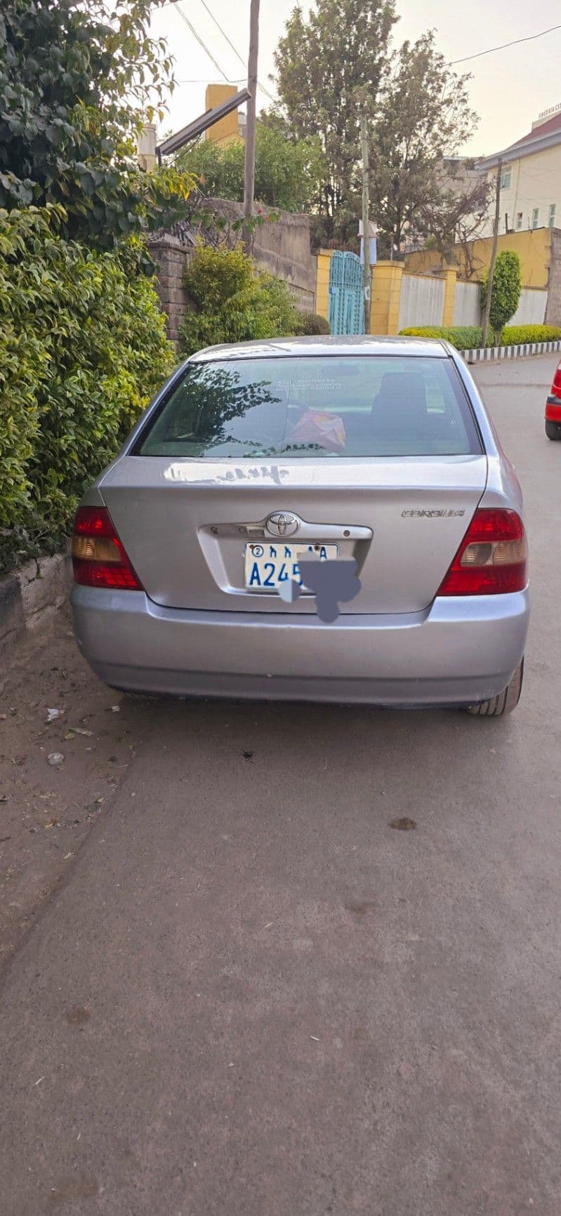 TOYOTA COROLLA 2003, photo 4 of 5