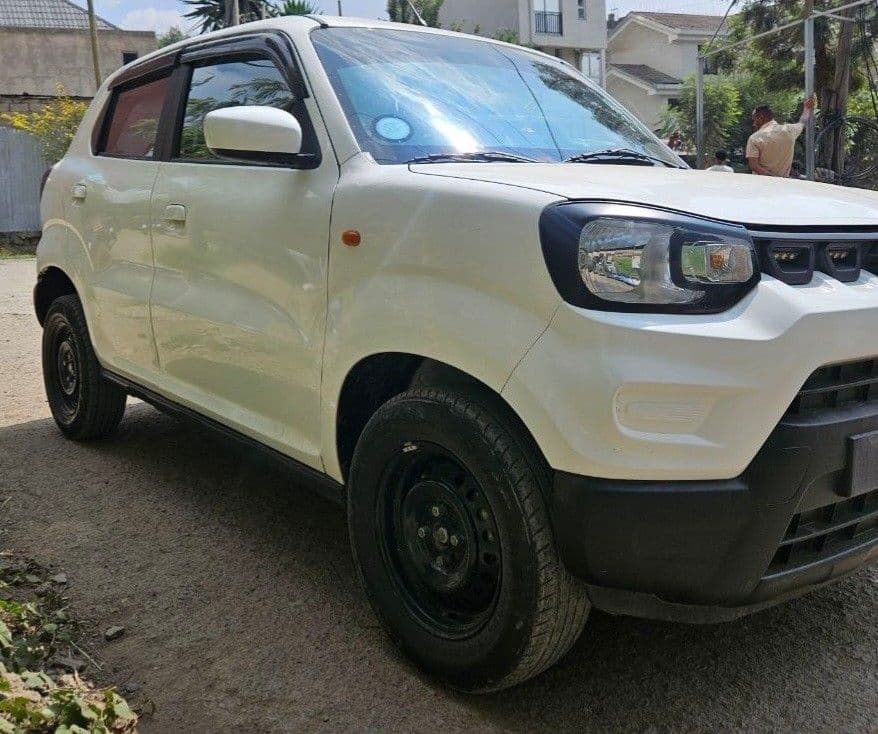 Suzuki S-Presso,2021, photo 1 of 5
