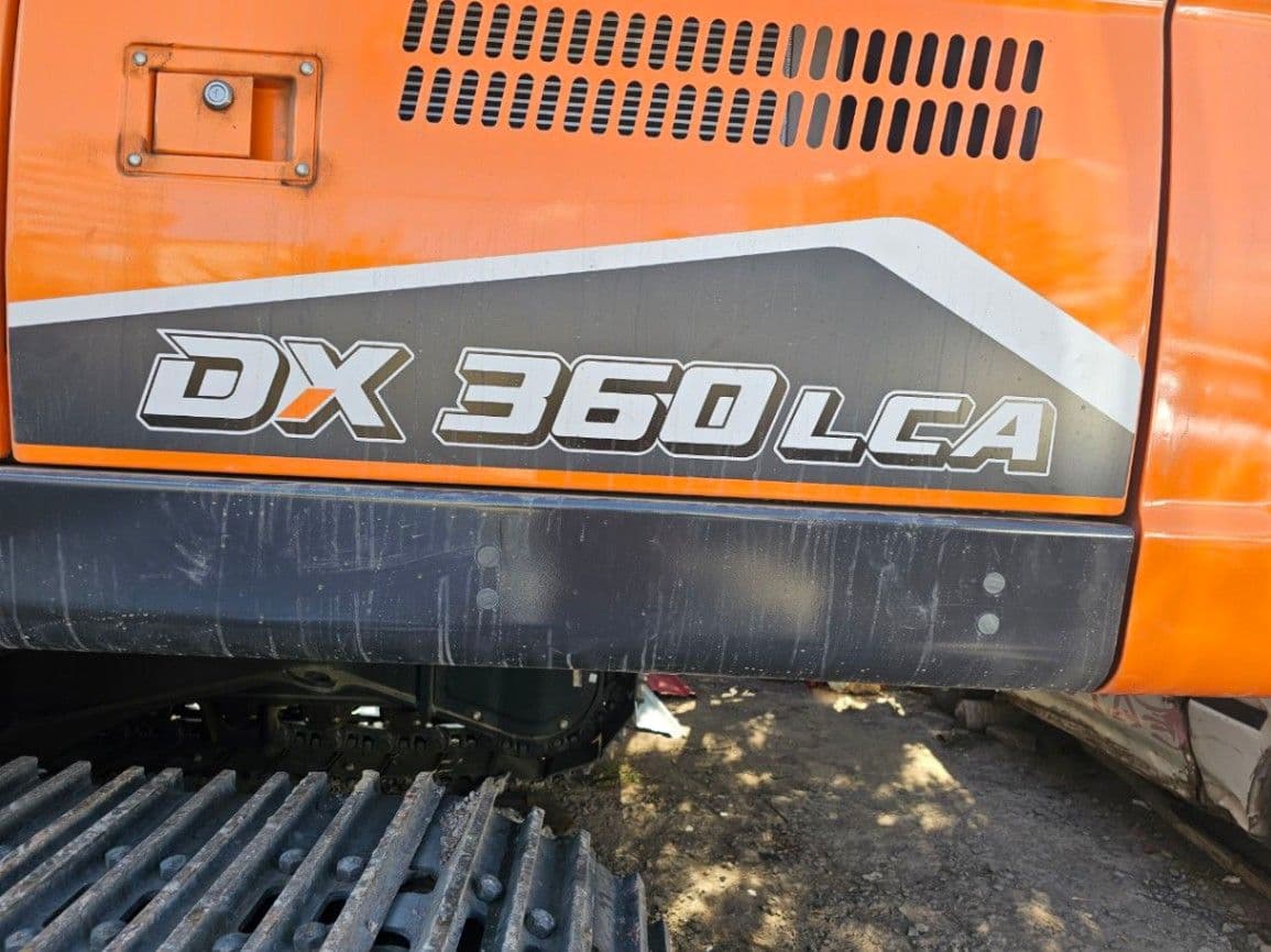 Develon Excavator 2025, photo 3 of 4