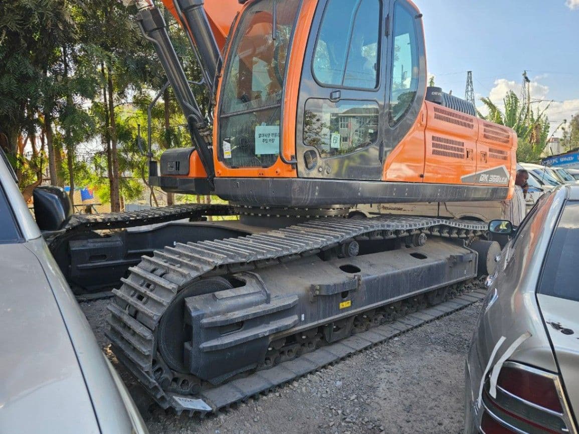 Develon Excavator 2025, photo 4 of 4
