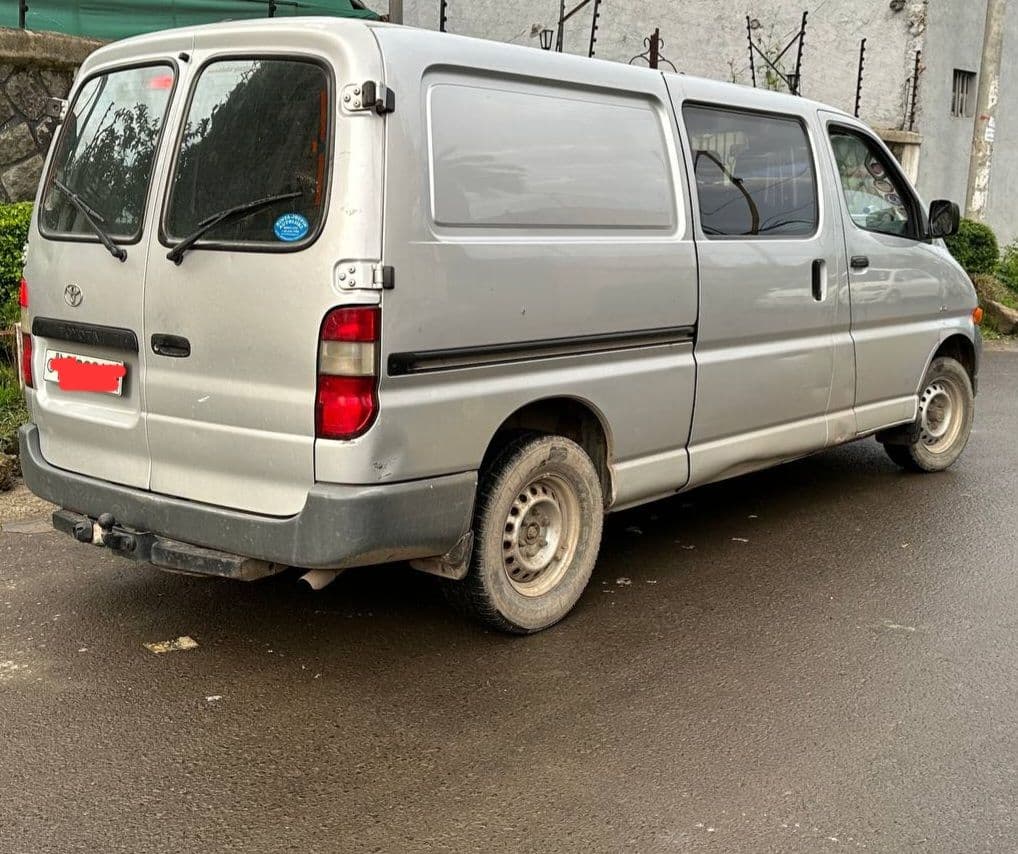 DOLPHINE D4D VAN, photo 2 of 2