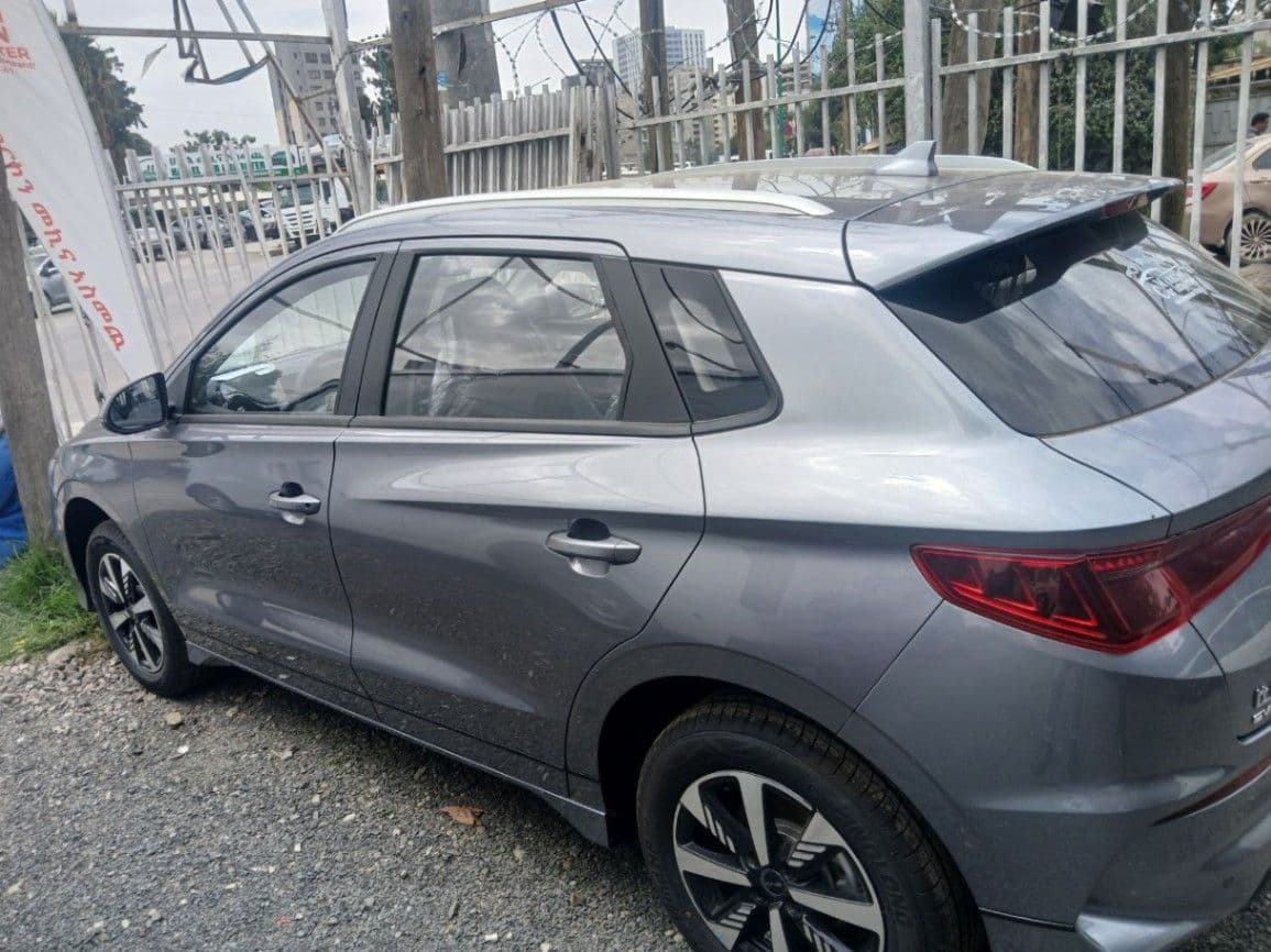 Byd e2 205, photo 2 of 4