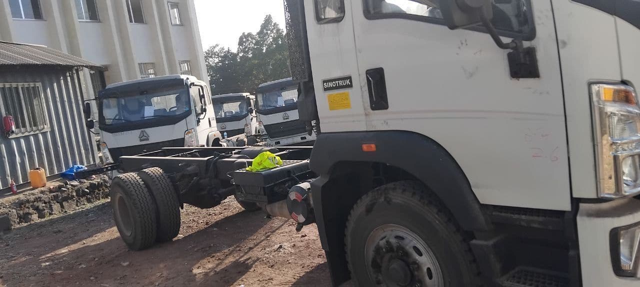 Sino truck 6 piston, photo 3 of 3