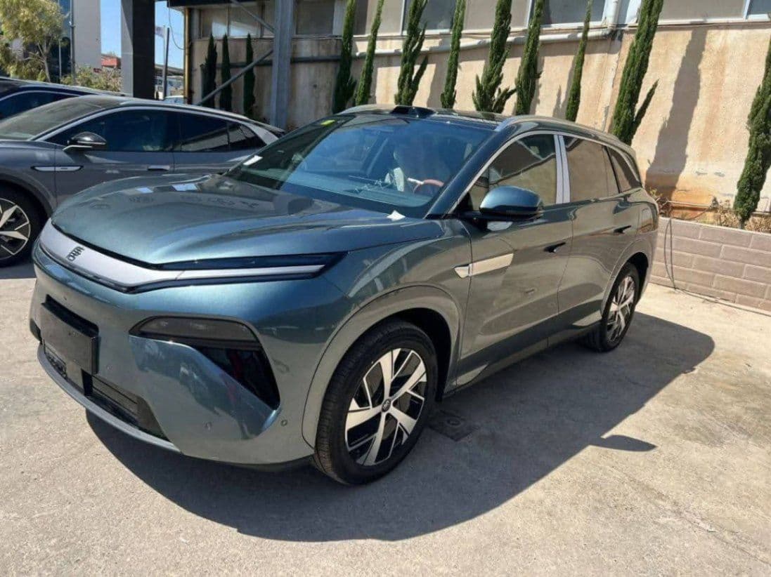 Tang l ev 2025, photo 2 of 3