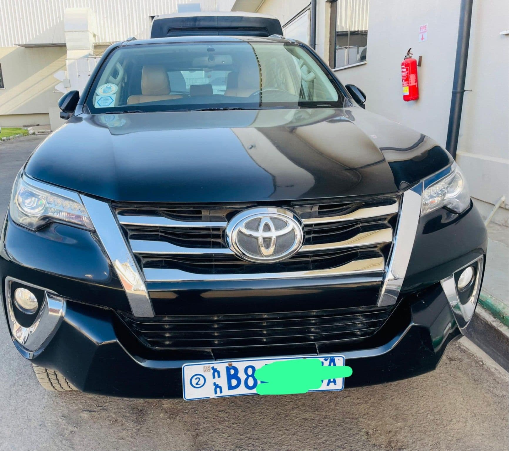 Toyota Fortuner , photo 1 of 6