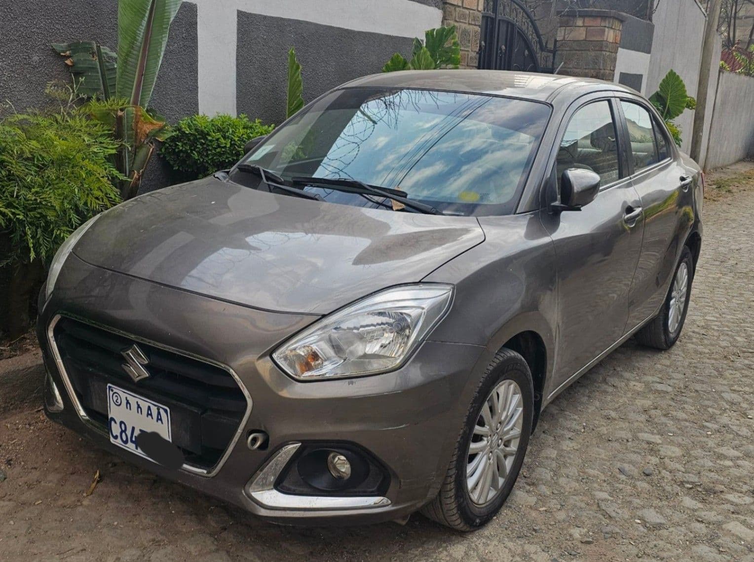 Dzire 2021 model, photo 1 of 4