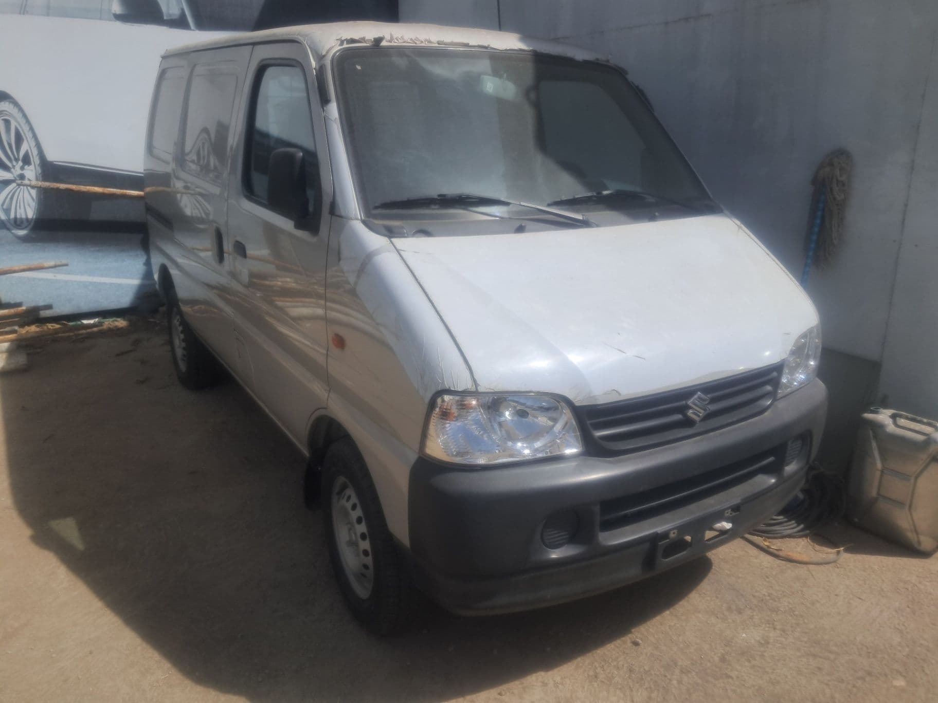 Suzuki ecco van