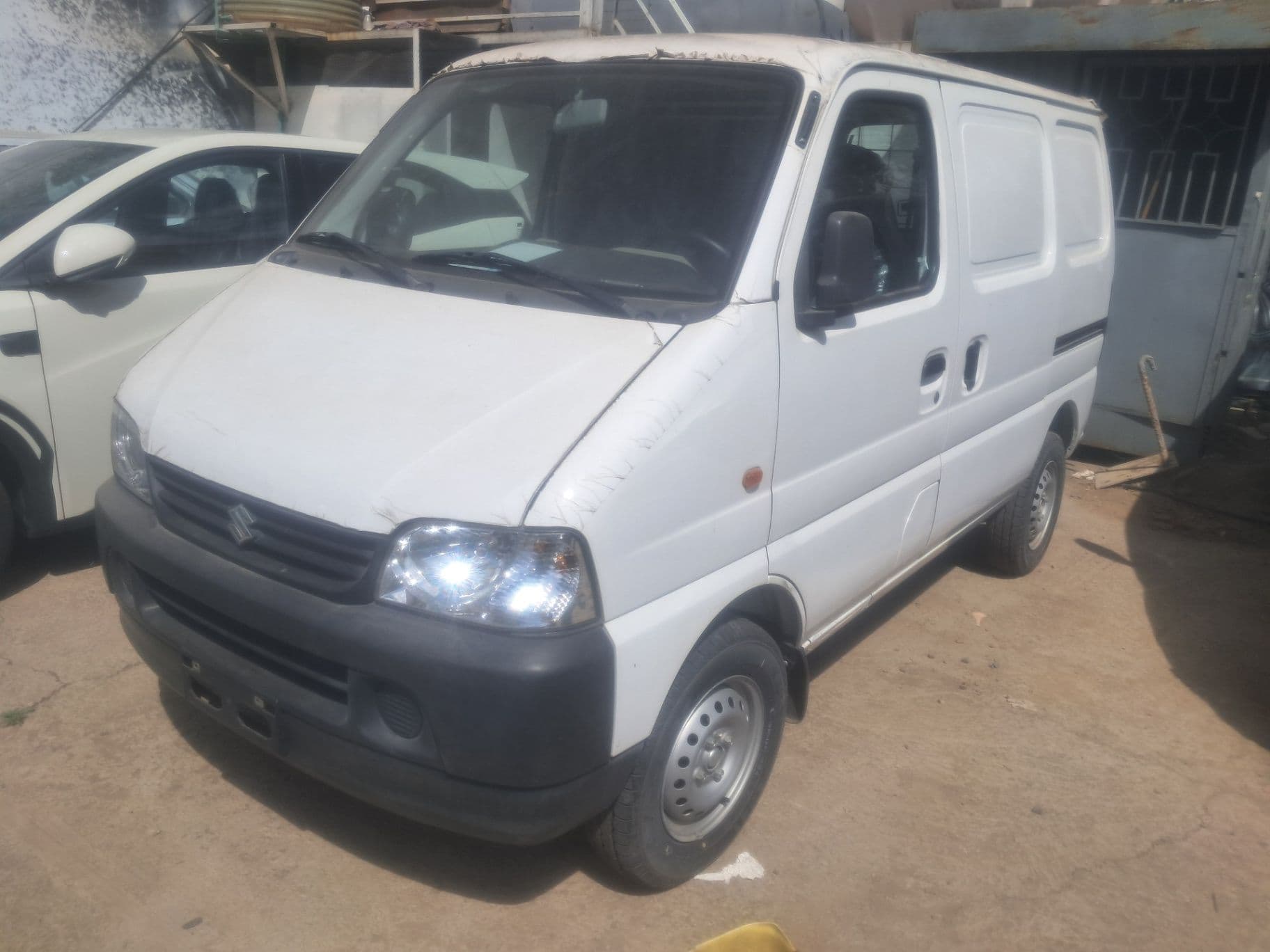 Suzuki ecco van, photo 2 of 2