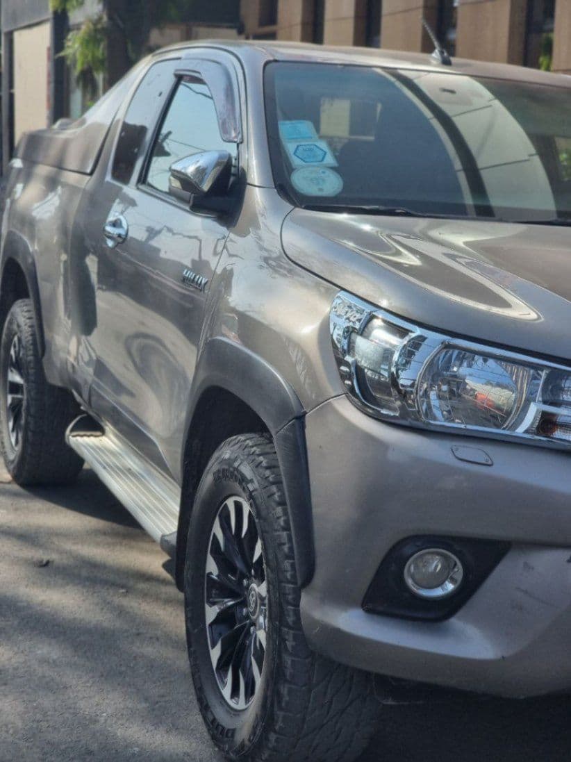 Toyota Hilux 2019, photo 3 of 4