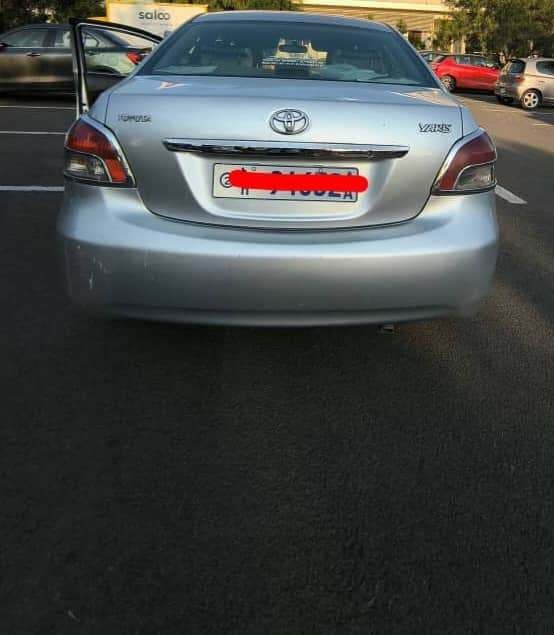 Toyota yaris sedan, photo 5 of 5