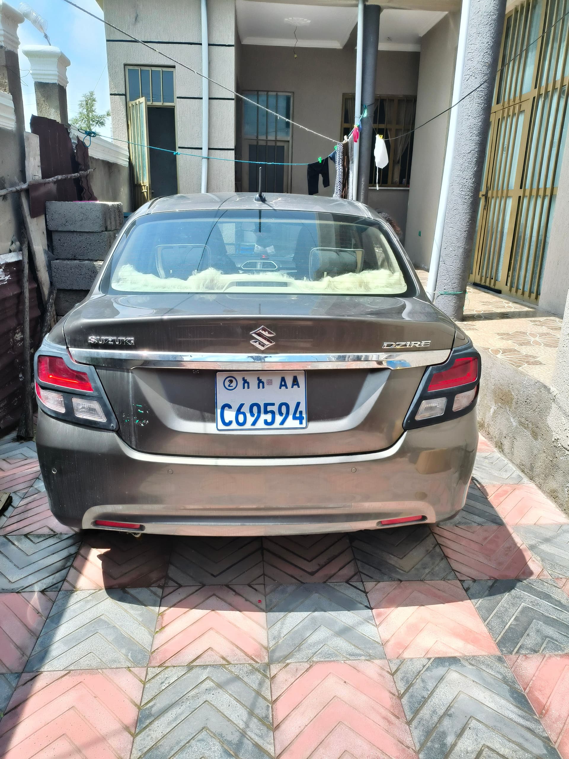 Suzuki dezire, photo 6 of 6