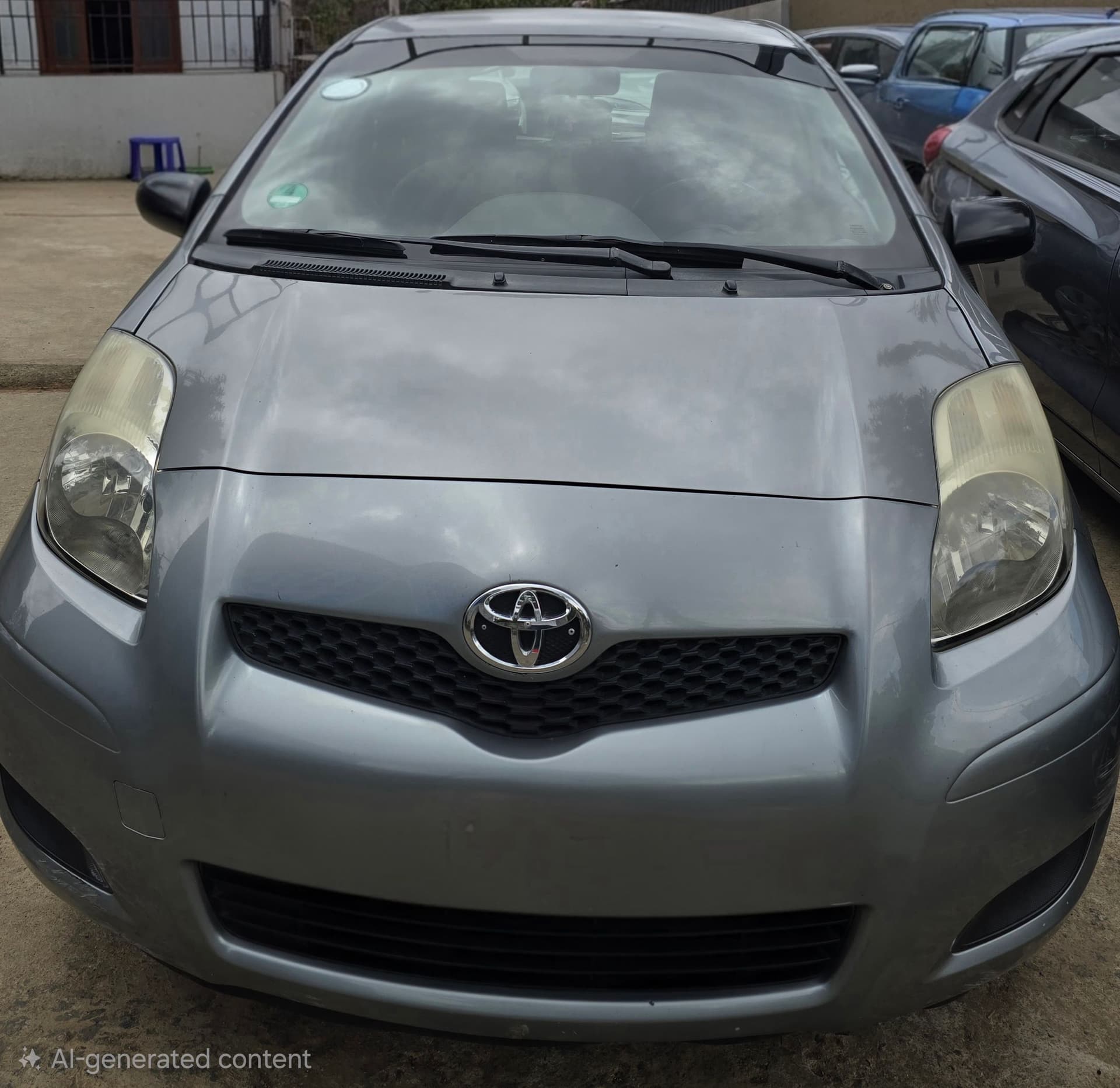Toyota yaris 2009, photo 3 of 5