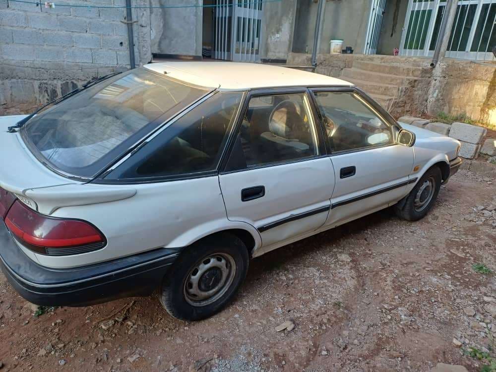 Toyota Corolla 1990, photo 4 of 5