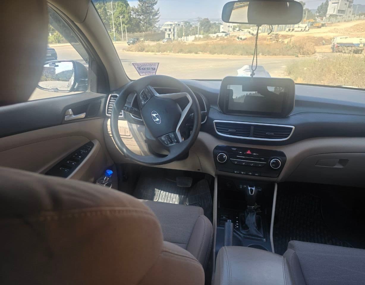 Hyundai Tucson (Dubai), photo 3 of 6