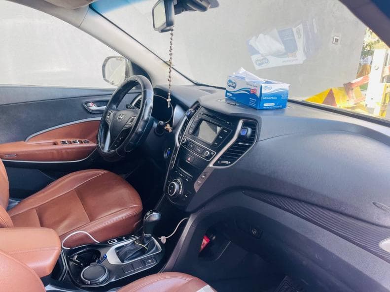 Hyundai-Santafe 2016, photo 3 of 3