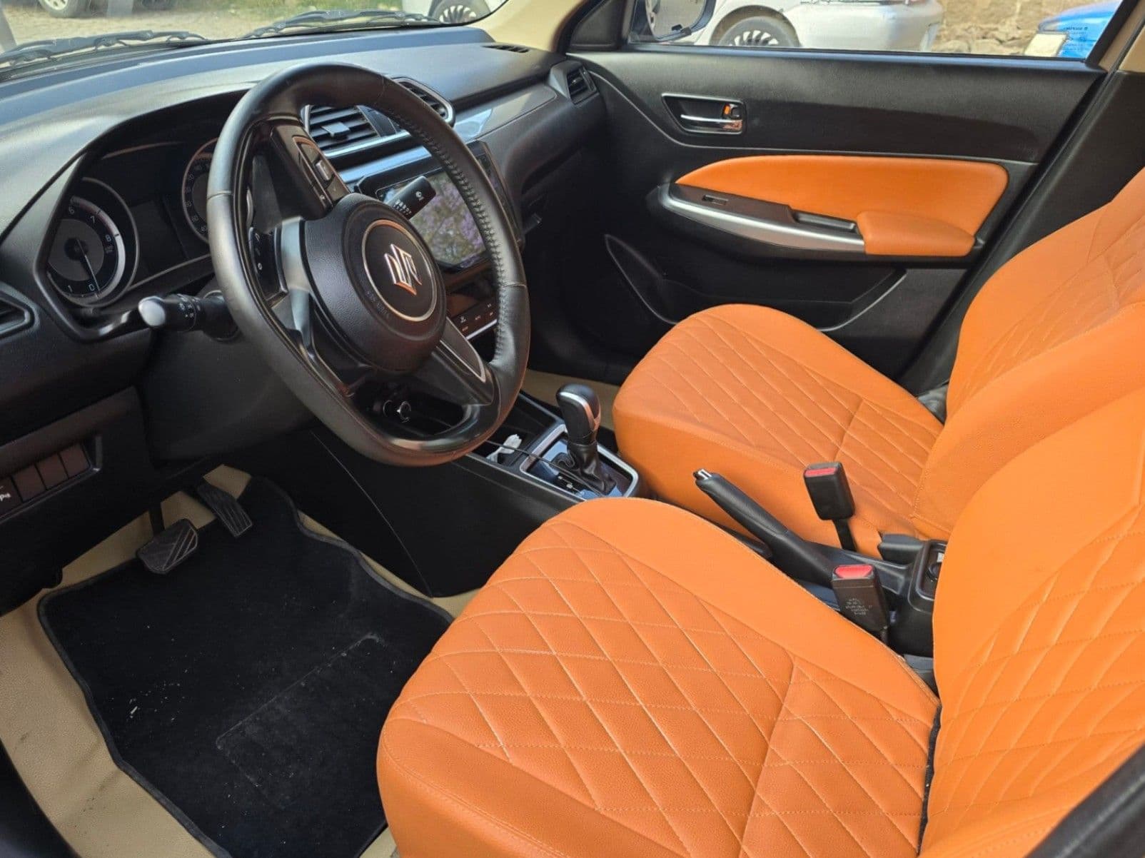 Suzuki Dzire, photo 3 of 5