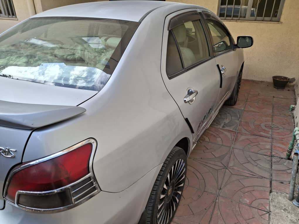 Toyota Belta 2011, photo 4 of 5