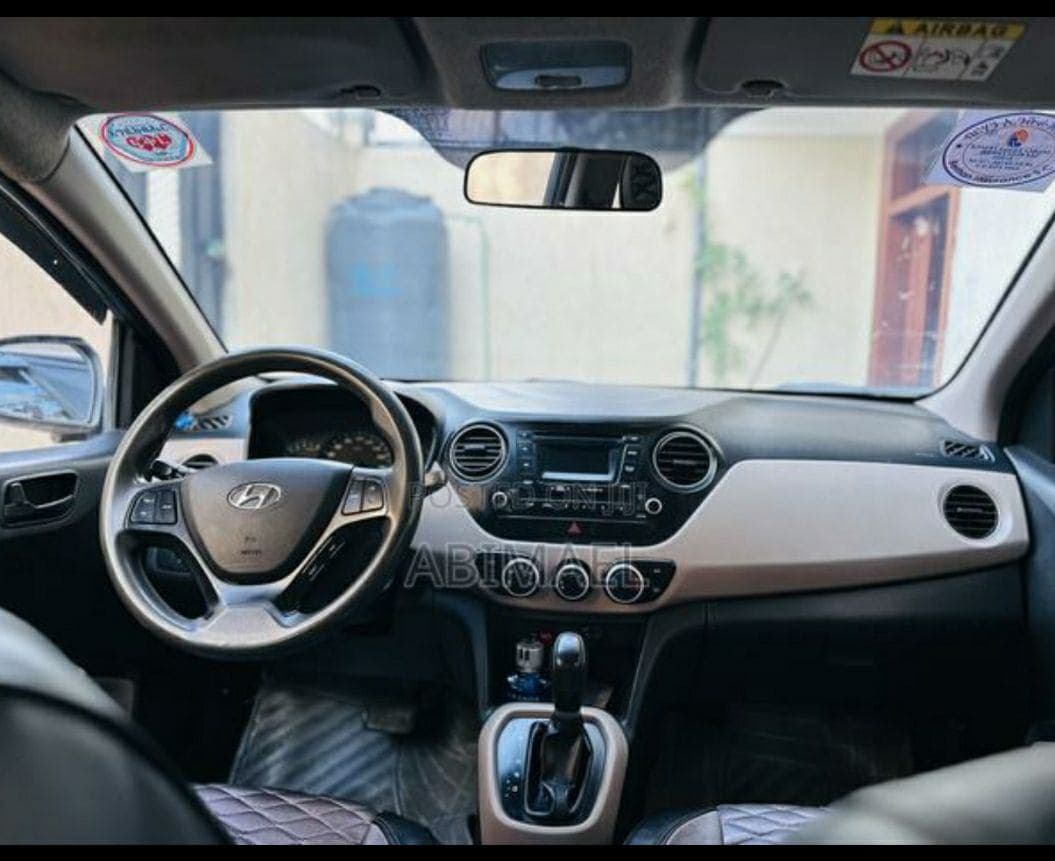 Hyundai Grand i10, photo 3 of 5