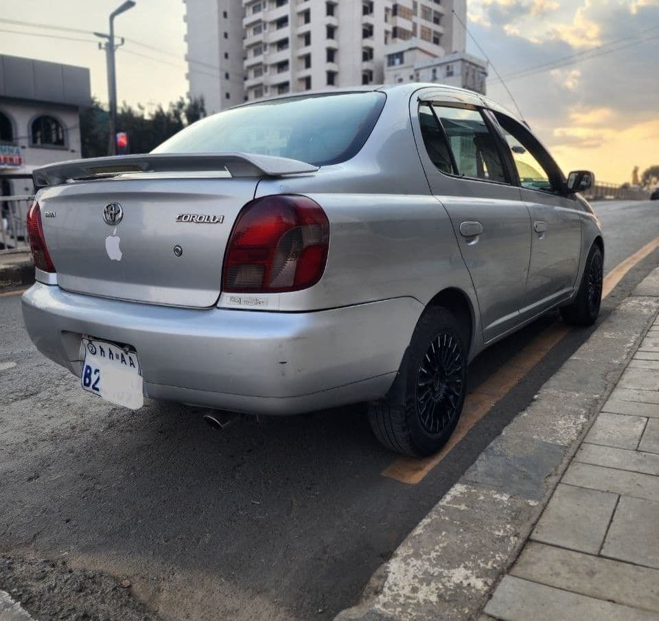 Toyota Platz (2001/10/## Real), photo 3 of 3