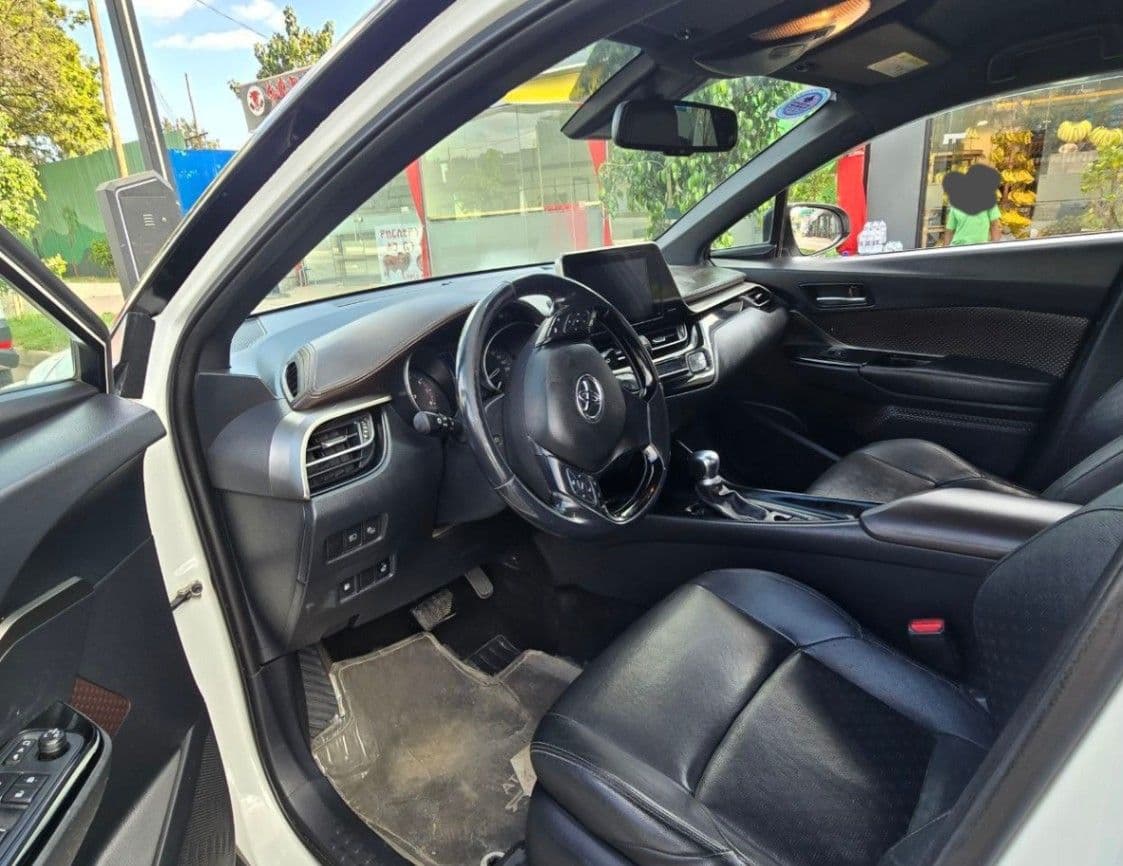 Toyota C-HR Europe, photo 3 of 5