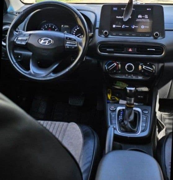 Hyundai Kona, photo 3 of 6