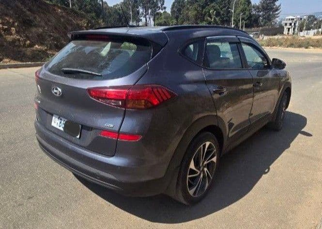 Hyundai Tucson (Dubai), photo 1 of 6