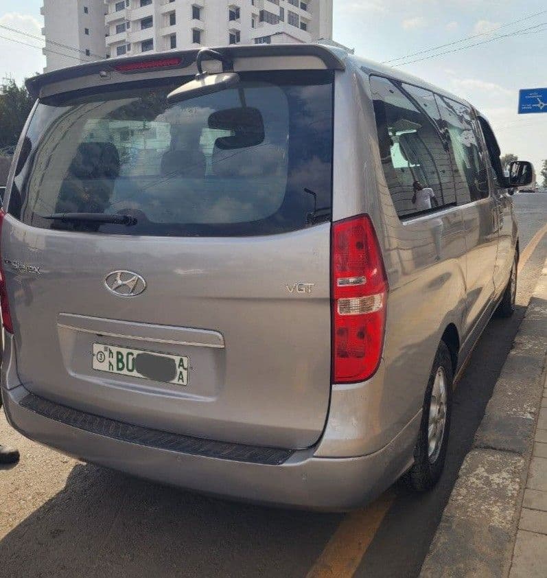Hyundai Starex, photo 4 of 5