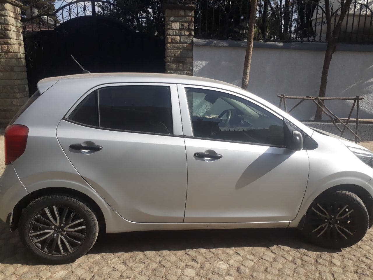 Kiya Picanto, photo 2 of 5